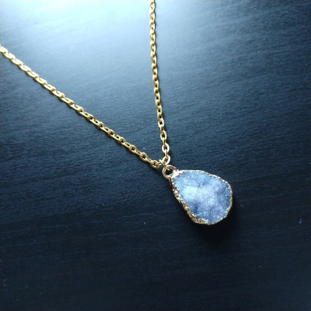 Lavender Druzy Garnet Pendant Necklace natural stone fashion jewelry matinee NOS